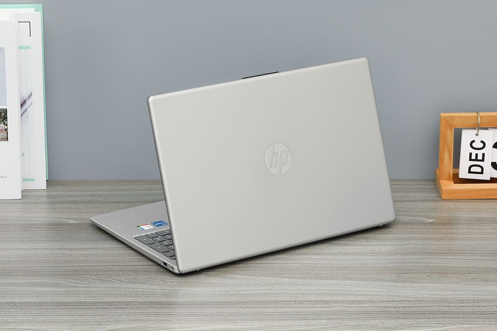 Laptop HP 15 fd0235TU - 9Q970PA (i5 1334U, 16GB, 512GB, Full HD, Win11) Màu Bạc