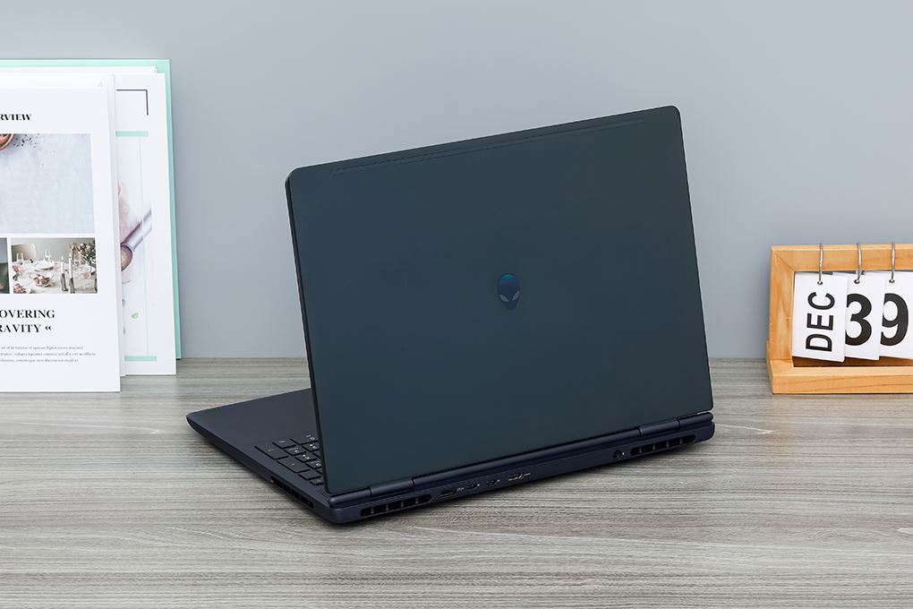 Laptop Dell Gaming Alienware 16 Aurora AC16250 - 71072937 (Core 7 240H, 16GB, 1TB, RTX 5060 8GB, WQXGA 120Hz, OfficeH24+365, Win11) Màu Xanh Dương