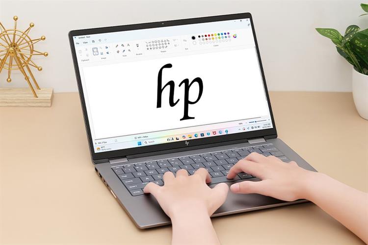 Laptop HP OmniBook X Flip 14 fk0092AU - BZ7P5PA (R5 AI 340, 16GB, 512GB, WUXGA, Cảm ứng, OfficeH24, Win11) Màu Bạc