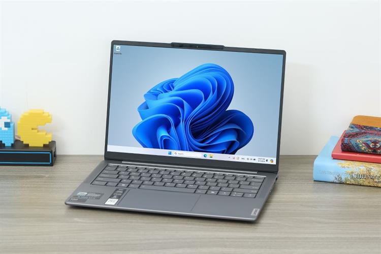 Laptop Lenovo Yoga Slim 7 OLED 14IMH9 - 83CV00DKVN (Ultra 7 155H, 32GB, 1TB, WUXGA OLED, OfficeH24+365, Win11) Màu Xám