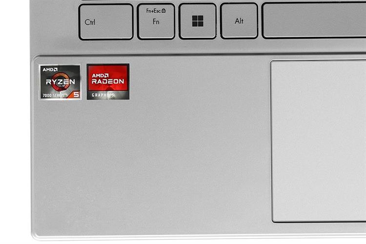 Laptop Asus Vivobook Go E1404FA - EB482W (R5 7520U, 16GB, 512GB, Full HD, Win11) Màu Bạc