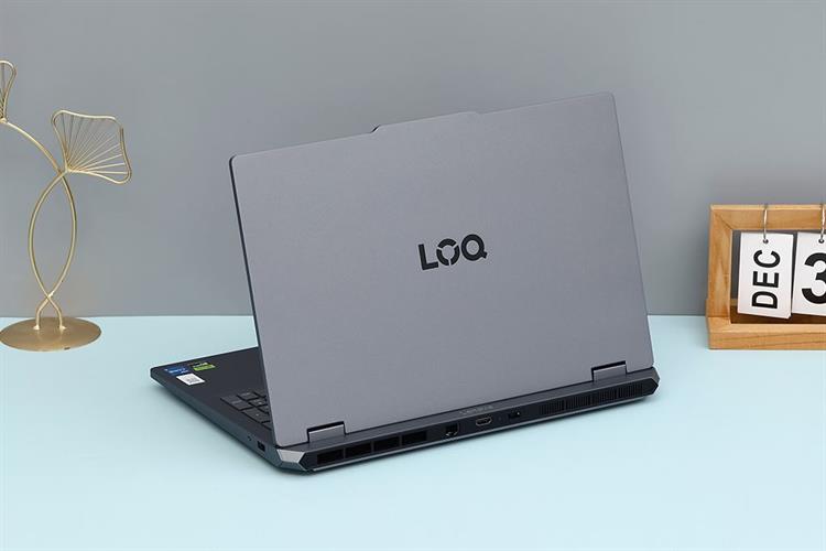 Laptop Lenovo Gaming LOQ Essential 15IRX11 - 83SC003SVN (i5 13450HX, 16GB, 1TB, RTX 5050 8GB, Full HD, 144Hz, Win11) Màu Xám