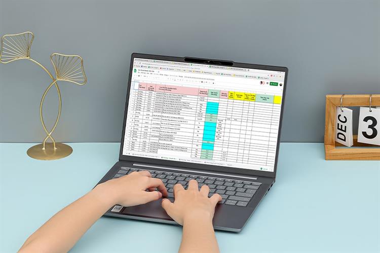 Laptop Lenovo Ideapad Slim 5 OLED 14AKP10 - 83HX00B2VN (R5 330, 16GB, 1TB, WUXGA, Win11) Màu Xám