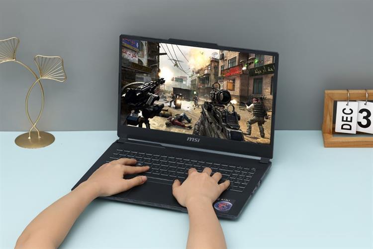 Laptop MSI Gaming Cyborg 15 A13UC - 2088VN (i5 13420H, 16GB, 512GB, RTX 3050 4GB, Full HD 144Hz, Win11) Màu Đen