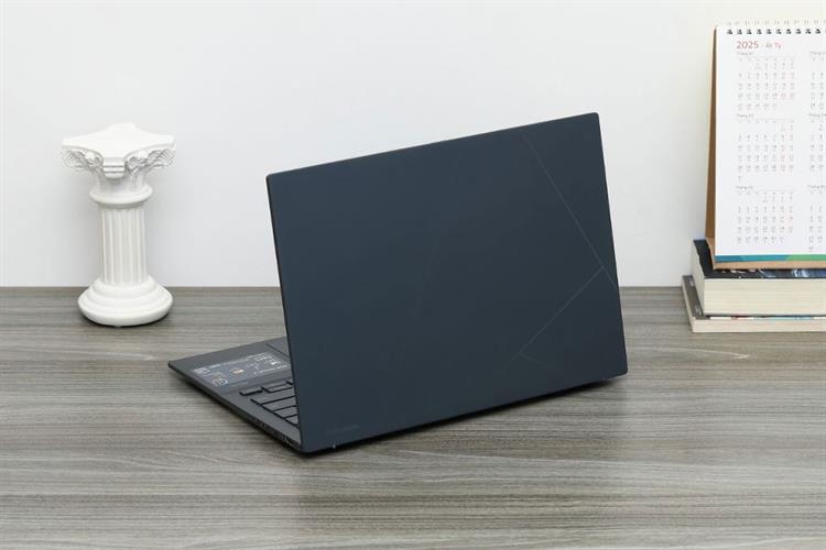 Laptop Asus ZenBook 14 UX3405CA - ST628W (Ultra 5 225H, 16GB, 512GB, 3K OLED 120Hz, Win11) Màu Xanh Dương