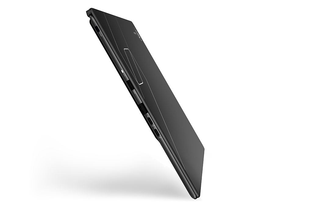 Laptop MSI Gaming Stealth 16 AI+ B3WG - 008VN (Ultra 9 386H, 32GB, 1TB, RTX 5070 8GB, QHD+ OLED 240Hz, Win11) Màu Đen
