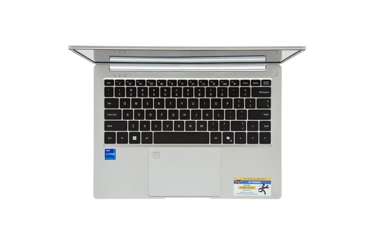 Laptop SingPC M16-i382 (i3 1215U, 8GB, 256GB, WUXGA, Win11 Pro) Màu Bạc
