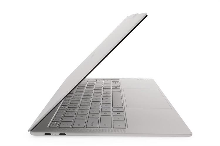 Laptop Lenovo Yoga Slim 7 Ultra 14IPH11 - 83QK0015VN (Ultra 7 355, 32GB, 1TB, WQXGA+ 120Hz, Cảm ứng, OfficeH24+365, Win11) Màu Trắng - Kem