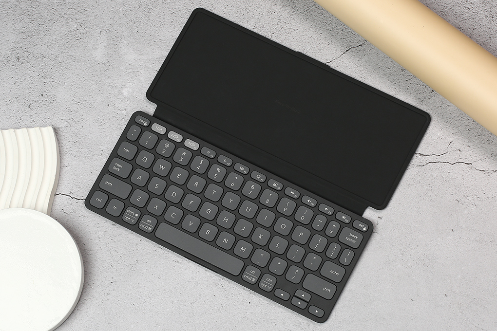 Bàn Phím Bluetooth Logitech Keys-To-Go 2 Màu Đen