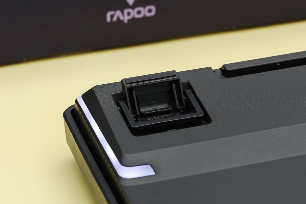 Bàn Phím Cơ Có Dây Rapoo V500 Pro 98 Màu Đen