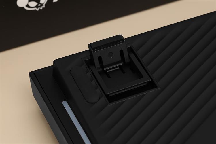 Bàn Phím Cơ Bluetooth Akko 5098B Black&Gold V3 Piano Pro Màu Đen