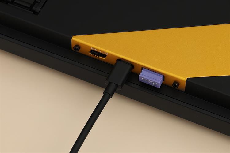 Bàn Phím Cơ Bluetooth Akko 5098B Black&Gold V3 Piano Pro Màu Đen