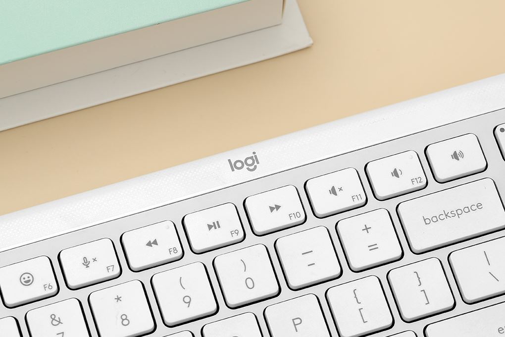 Bộ Bàn Phím Chuột Bluetooth Logitech Signature Slim MK950 Màu Trắng