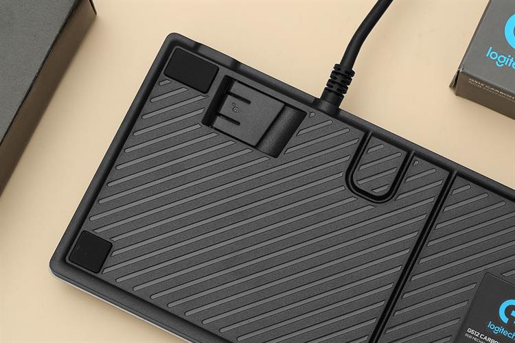 Bàn Phím Cơ Có Dây Logitech G512 Carbon Mechanical Màu Đen