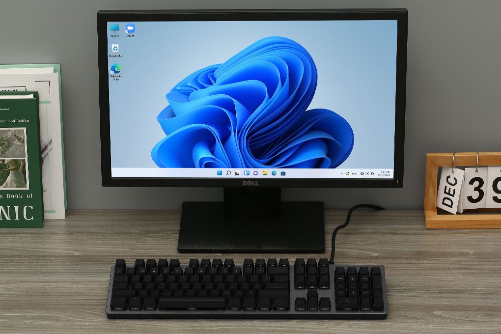 Bàn Phím Cơ Có Dây Logitech G512 Carbon Mechanical Màu Đen
