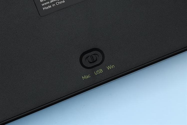 Bàn Phím Cơ Bluetooth Akko 5075B Plus Black & Gold Màu Đen