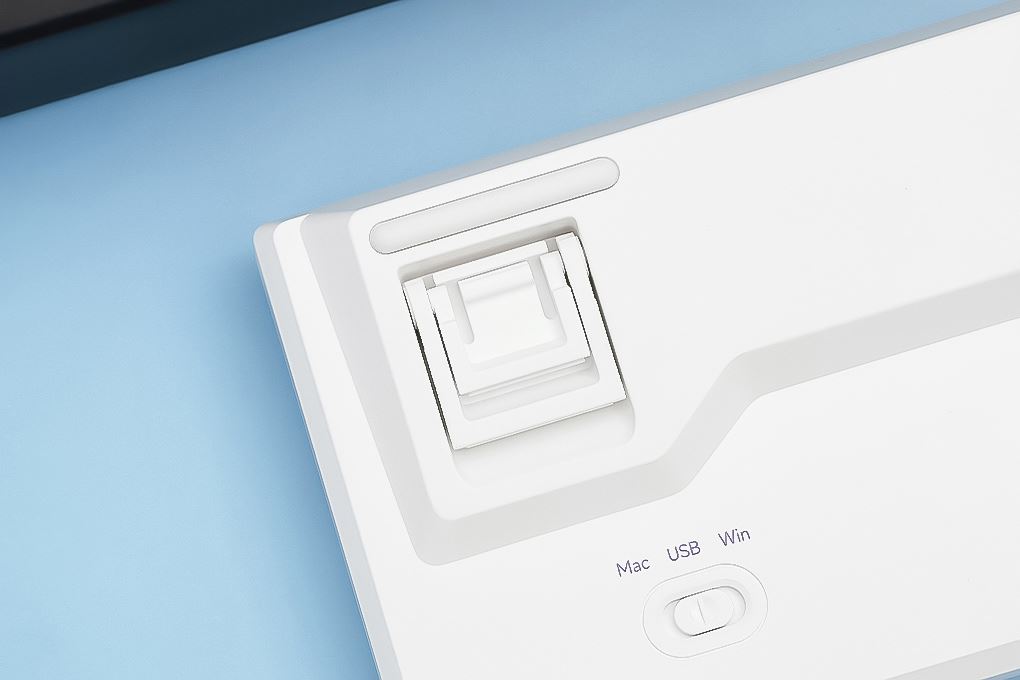 Bàn Phím Cơ Bluetooth Akko FUN60 Max SP Glare Magnetic Switches Màu Trắng