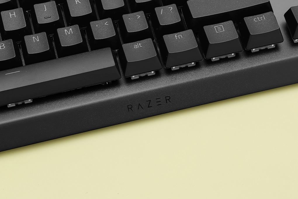Bàn Phím Cơ Có Dây Gaming Razer BlackWidow V4 X Green Switch Màu Đen