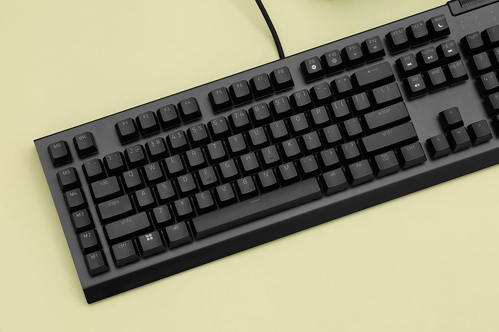 Bàn Phím Cơ Có Dây Gaming Razer BlackWidow V4 X Green Switch Màu Đen