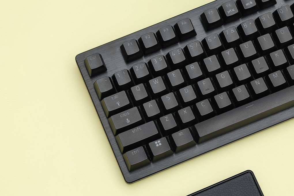 Bàn Phím Cơ Có Dây Gaming Razer Huntsman V3 Pro Tenkeyless Màu Đen