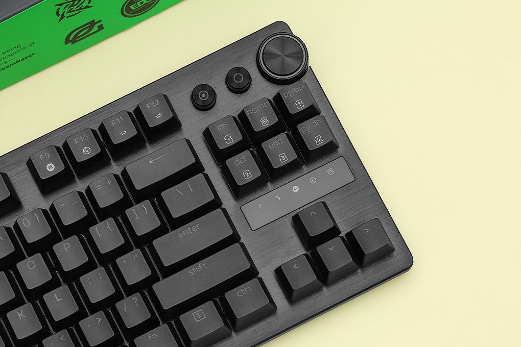 Bàn Phím Cơ Có Dây Gaming Razer Huntsman V3 Pro Tenkeyless Màu Đen