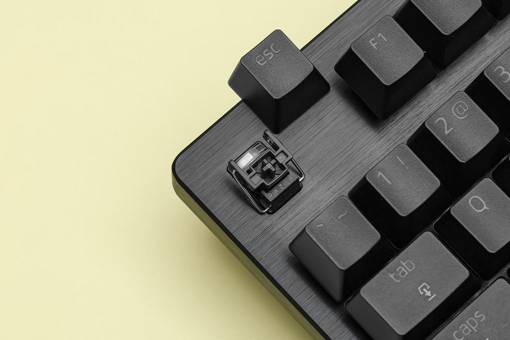 Bàn Phím Cơ Có Dây Gaming Razer Huntsman V3 Pro Tenkeyless Màu Đen