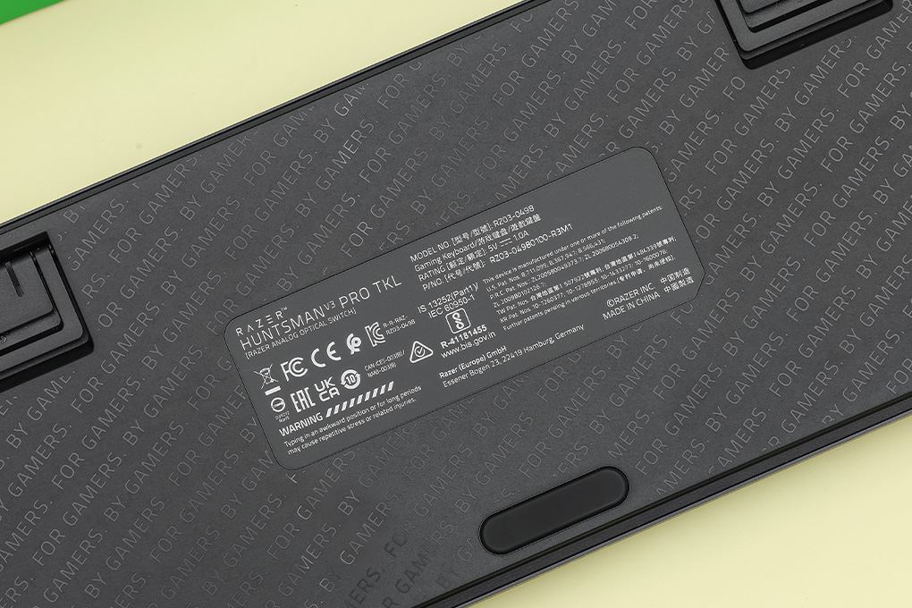 Bàn Phím Cơ Có Dây Gaming Razer Huntsman V3 Pro Tenkeyless Màu Đen