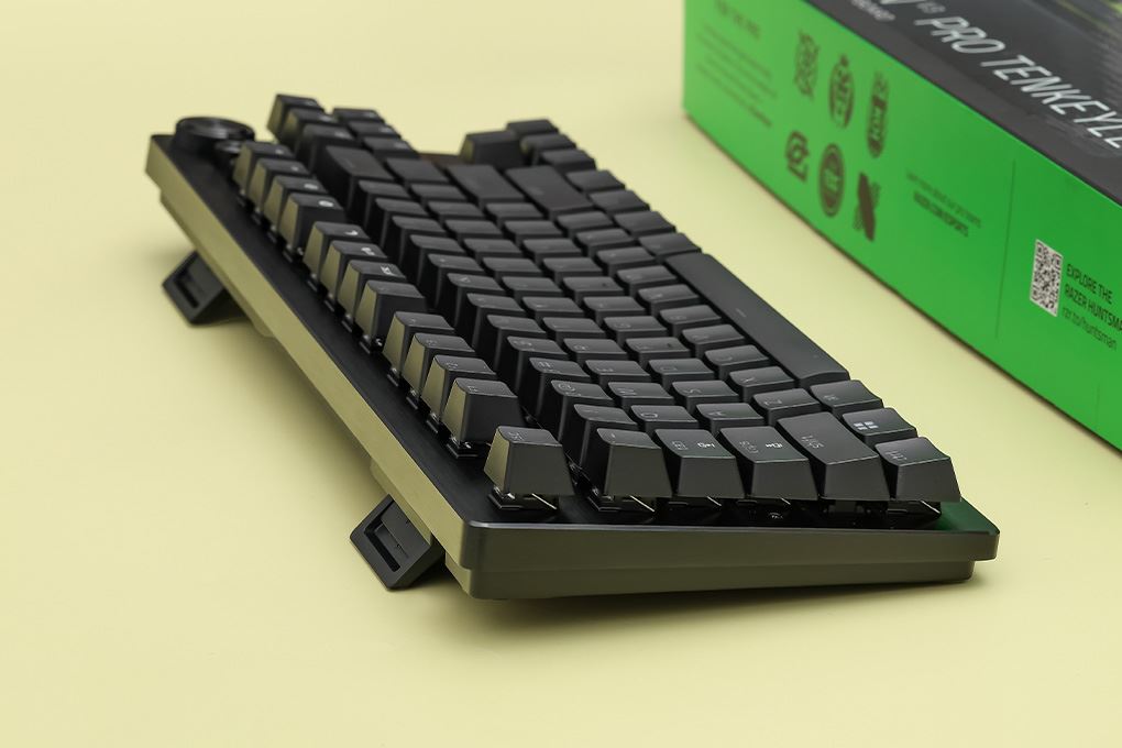 Bàn Phím Cơ Có Dây Gaming Razer Huntsman V3 Pro Tenkeyless Màu Đen