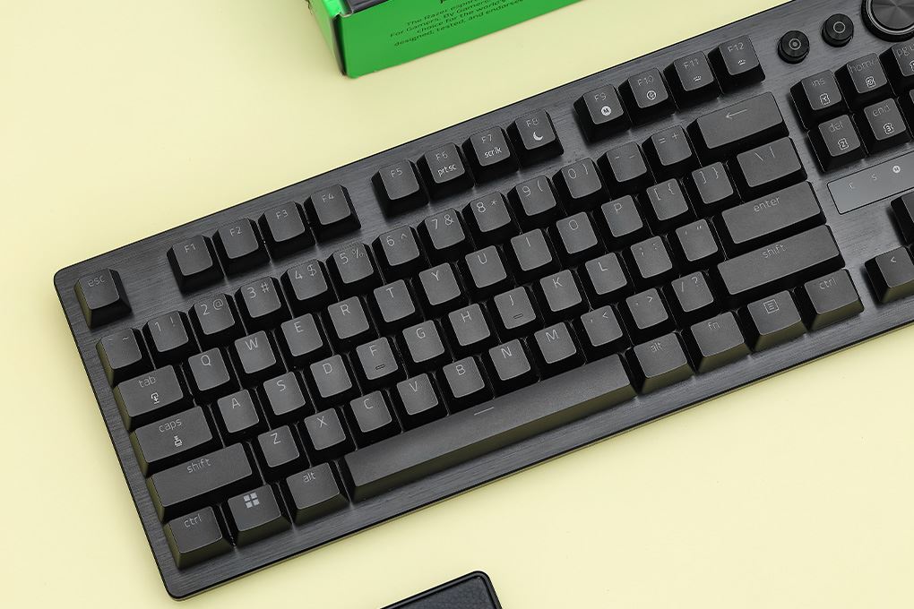 Bàn Phím Cơ Có Dây Gaming Razer Huntsman V3 Pro Tenkeyless Màu Đen