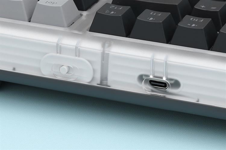 Bàn Phím Cơ Bluetooth Logitech Alto Keys K98M Màu Đen