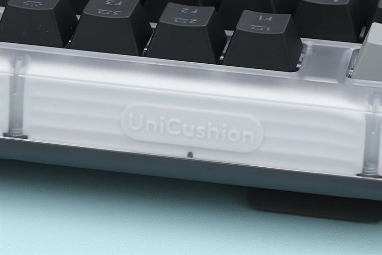 Bàn Phím Cơ Bluetooth Logitech Alto Keys K98M Màu Đen