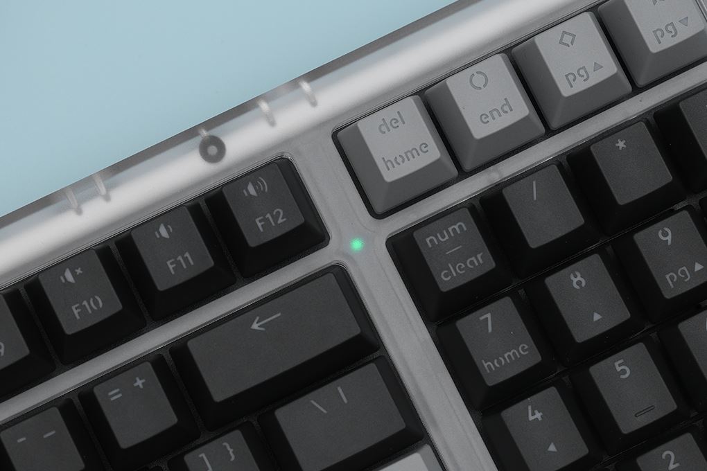 Bàn Phím Cơ Bluetooth Logitech Alto Keys K98M Màu Đen