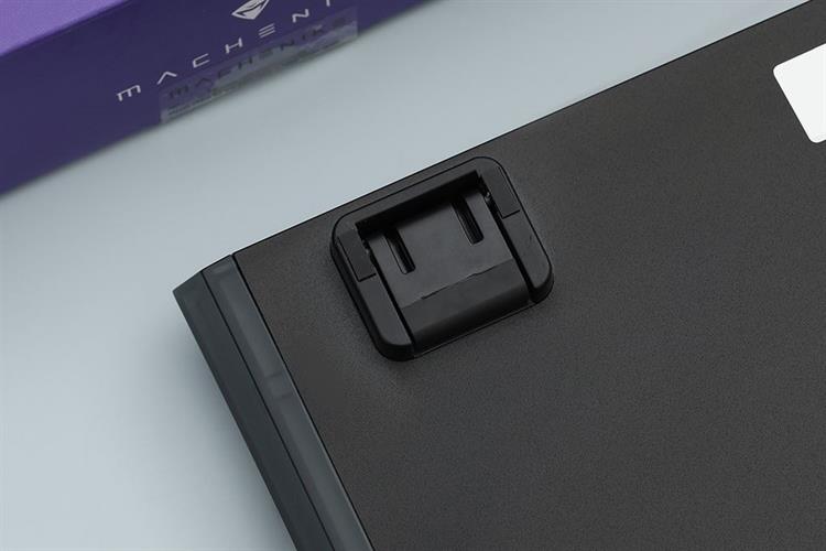 Bàn Phím Cơ Bluetooth Machenike K600E B87W GR Silver switch RGB Side Printed Màu Đen