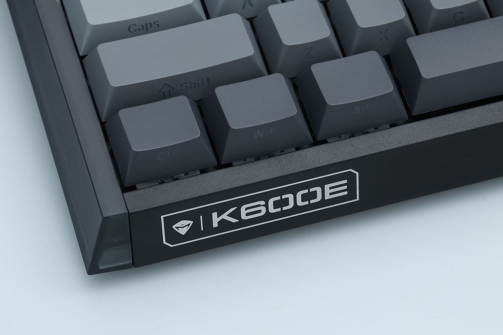 Bàn Phím Cơ Bluetooth Machenike K600E B87W GR Silver switch RGB Side Printed Màu Đen