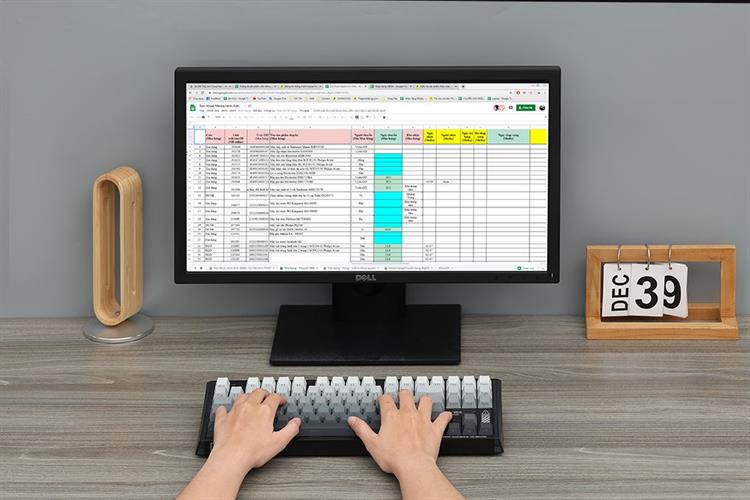 Bàn Phím Cơ Bluetooth Machenike K600E B87W GR Silver switch RGB Side Printed Màu Đen