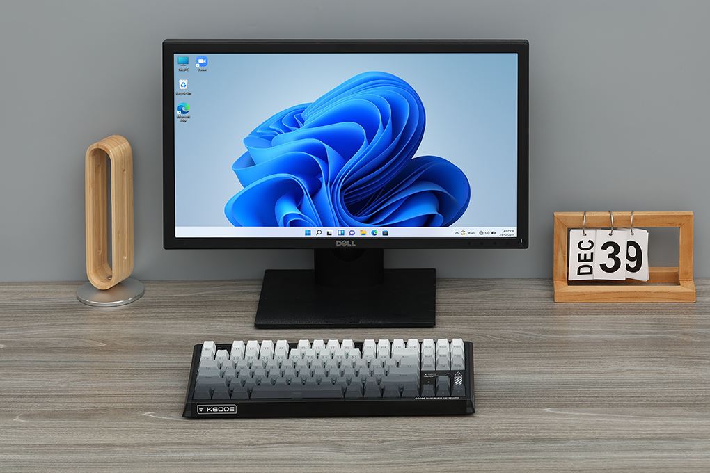 Bàn Phím Cơ Bluetooth Machenike K600E B87W GR Silver switch RGB Side Printed Màu Đen