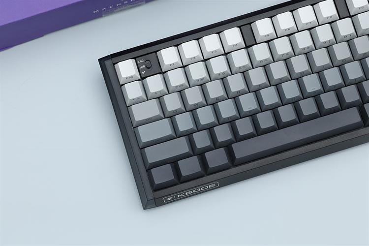 Bàn Phím Cơ Bluetooth Machenike K600E B87W GR Silver switch RGB Side Printed Màu Đen