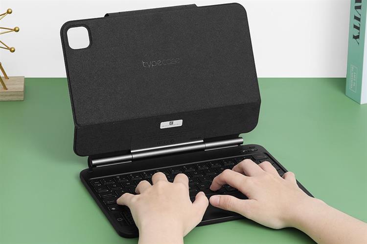 Bao Da Bàn Phím iPad Typecase Magnetic Edge Series Pro 11 M4 Màu Đen