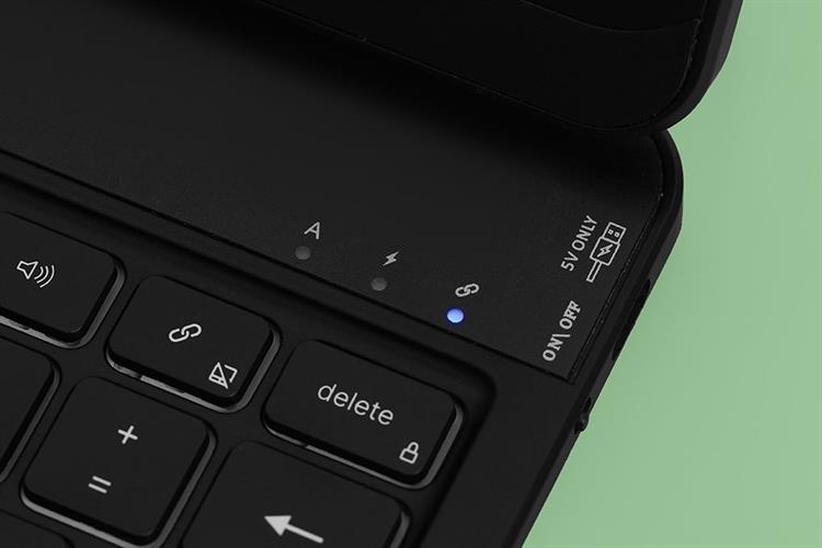 Bao Da Bàn Phím iPad Typecase Touch Keyboard Case For iPad Pro 11 M4 2024 Màu Đen