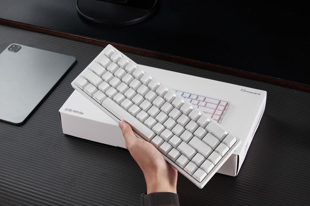 Bàn Phím Cơ Bluetooth Gaming AKKO FUN68 HE Glare Magnetic switch Màu Trắng