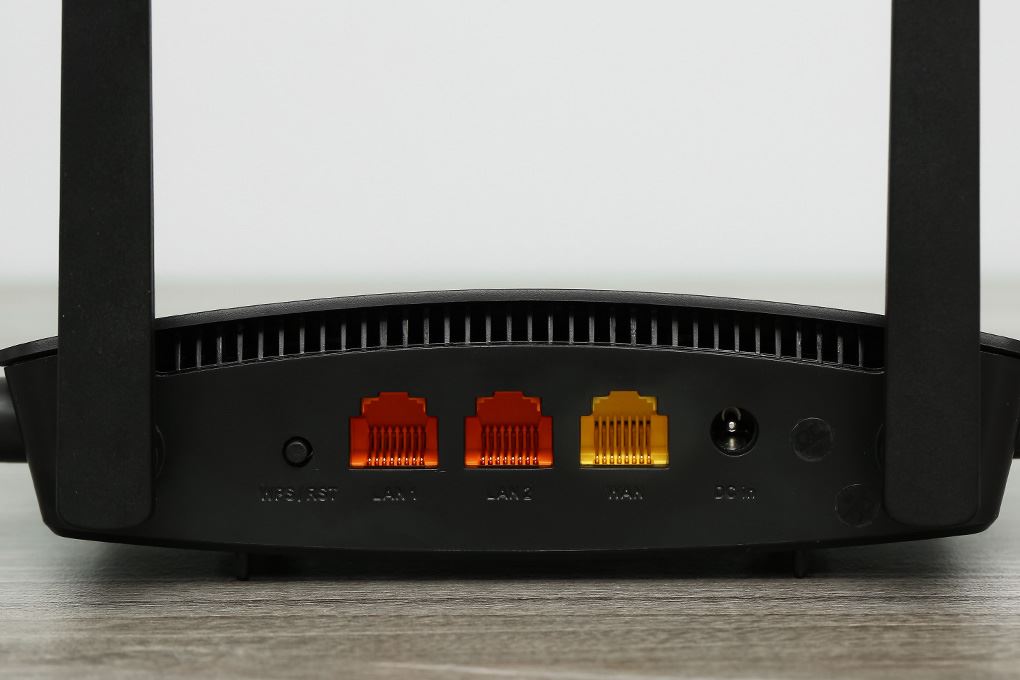 Router Wifi Chuẩn AC1200 Totolink A720R Màu Đen