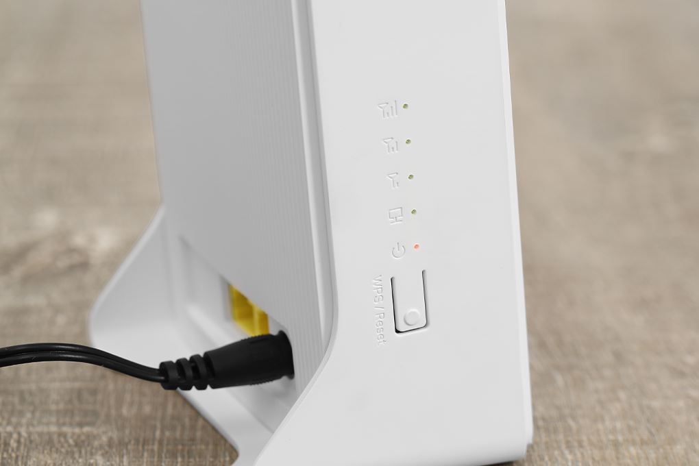 Bộ phát Wifi di động 4G LTE 300Mbps Mercusys MB112-4G Màu Trắng