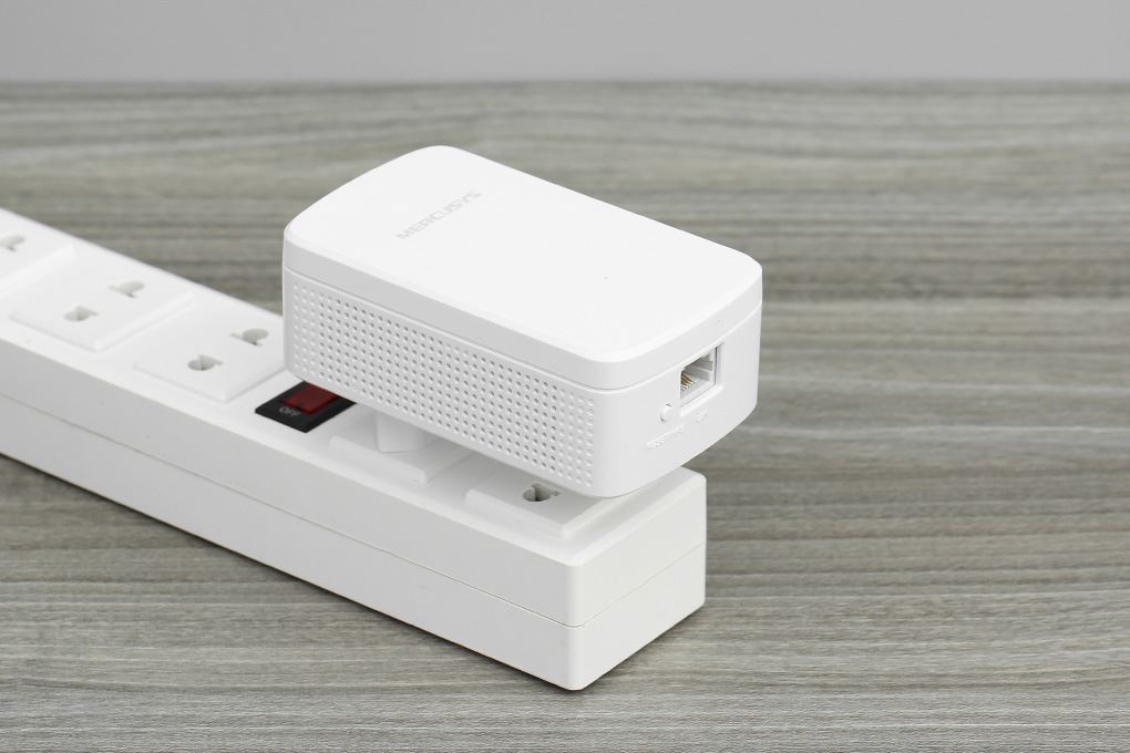 Repeater mở rộng sóng Wifi chuẩn N Mercusys ME10 Màu Trắng