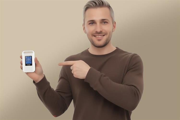 Bộ phát Wifi di động 4G LTE Wifi 6 D-Link DWR-933M Màu Trắng