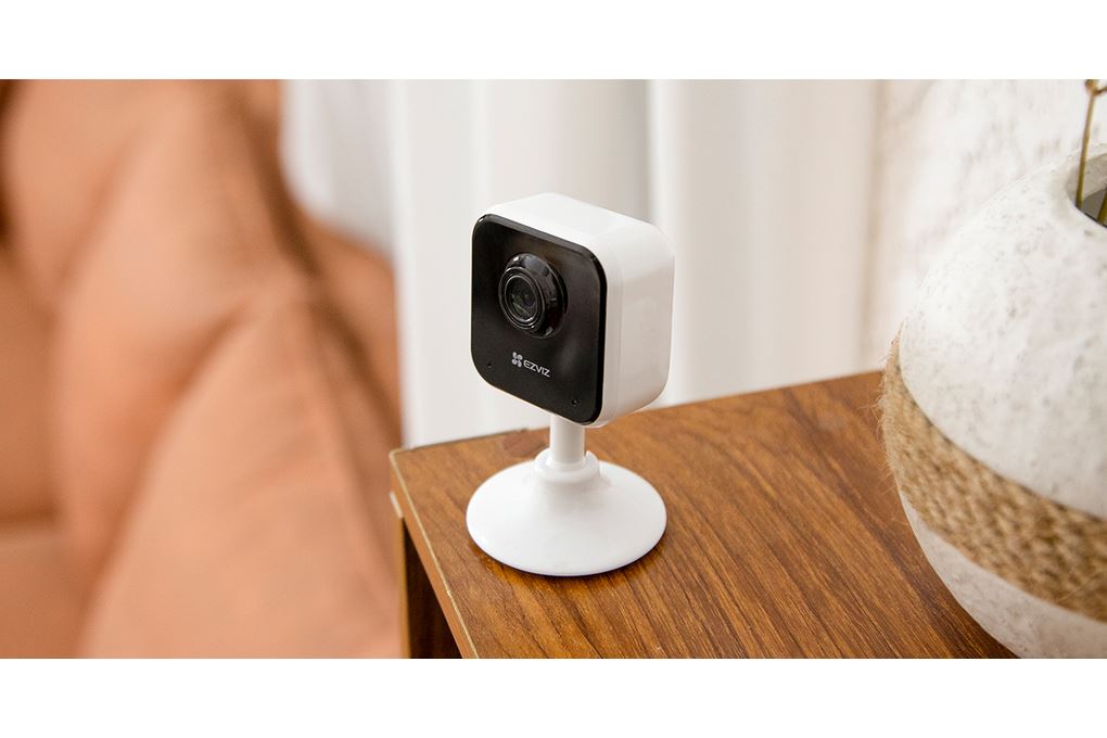Camera IP 2MP Ezviz H1c Màu Trắng