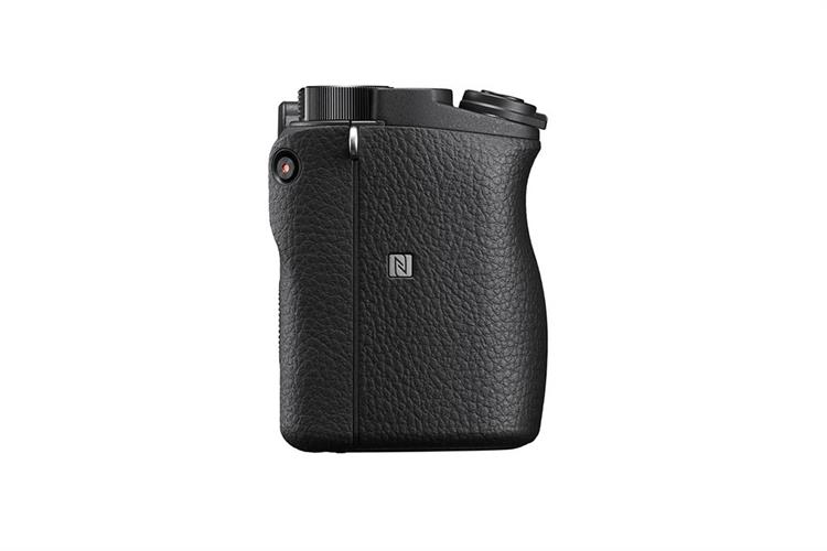 Máy ảnh kỹ thuật số Sony Alpha 6400 ILCE-6400/B AP2 Màu Đen