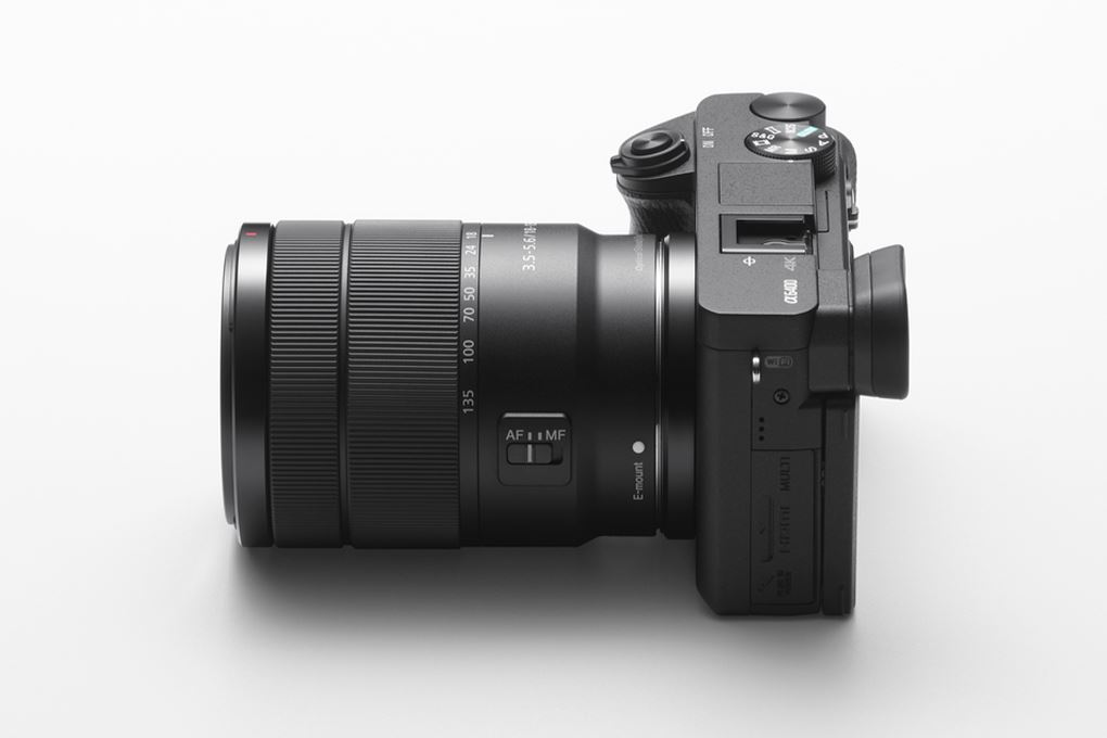 Máy ảnh kỹ thuật số Sony Alpha 6400 ILCE-6400M/BAP2 (Kèm lens E 18-135 mm) Màu Đen