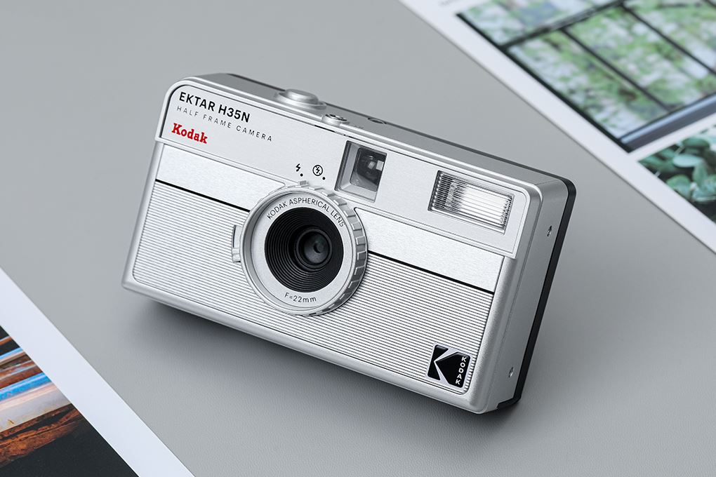 Máy ảnh Film Kodak H35N Màu Bạc