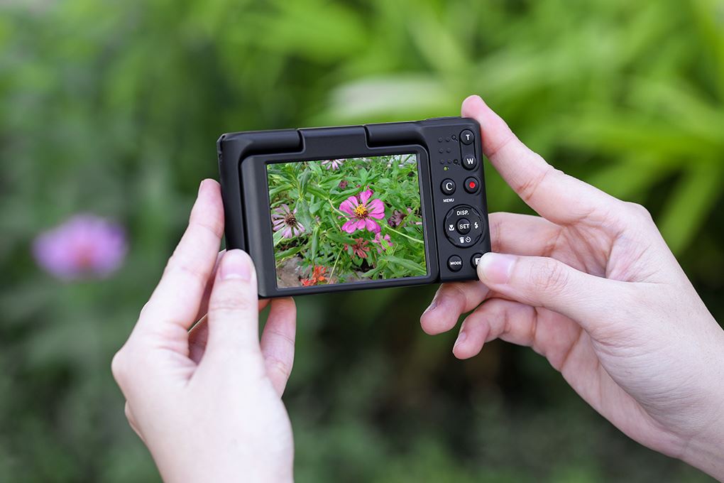 Máy ảnh kỹ thuật số Kodak C1 Màu Đen - Bạc
