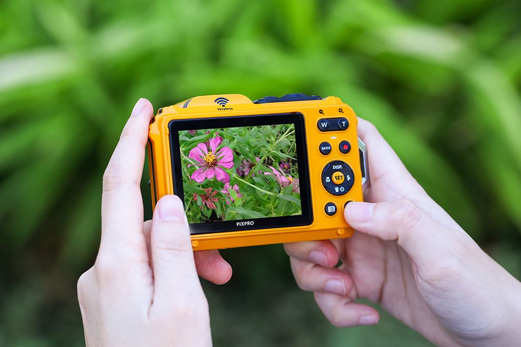 Máy ảnh kỹ thuật số chống nước Kodak WPZ2 Màu Vàng